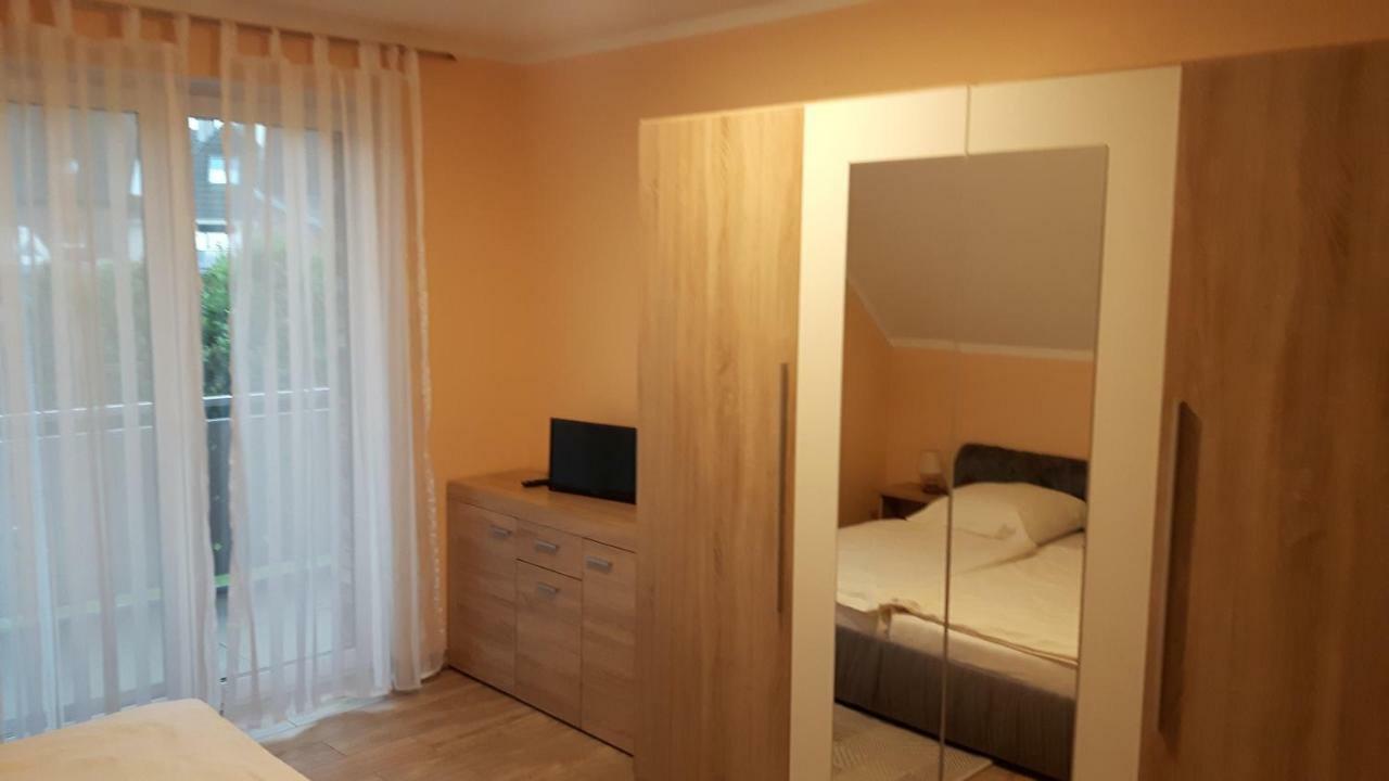 Ferienwohnung Deussen Blessem Buitenkant foto