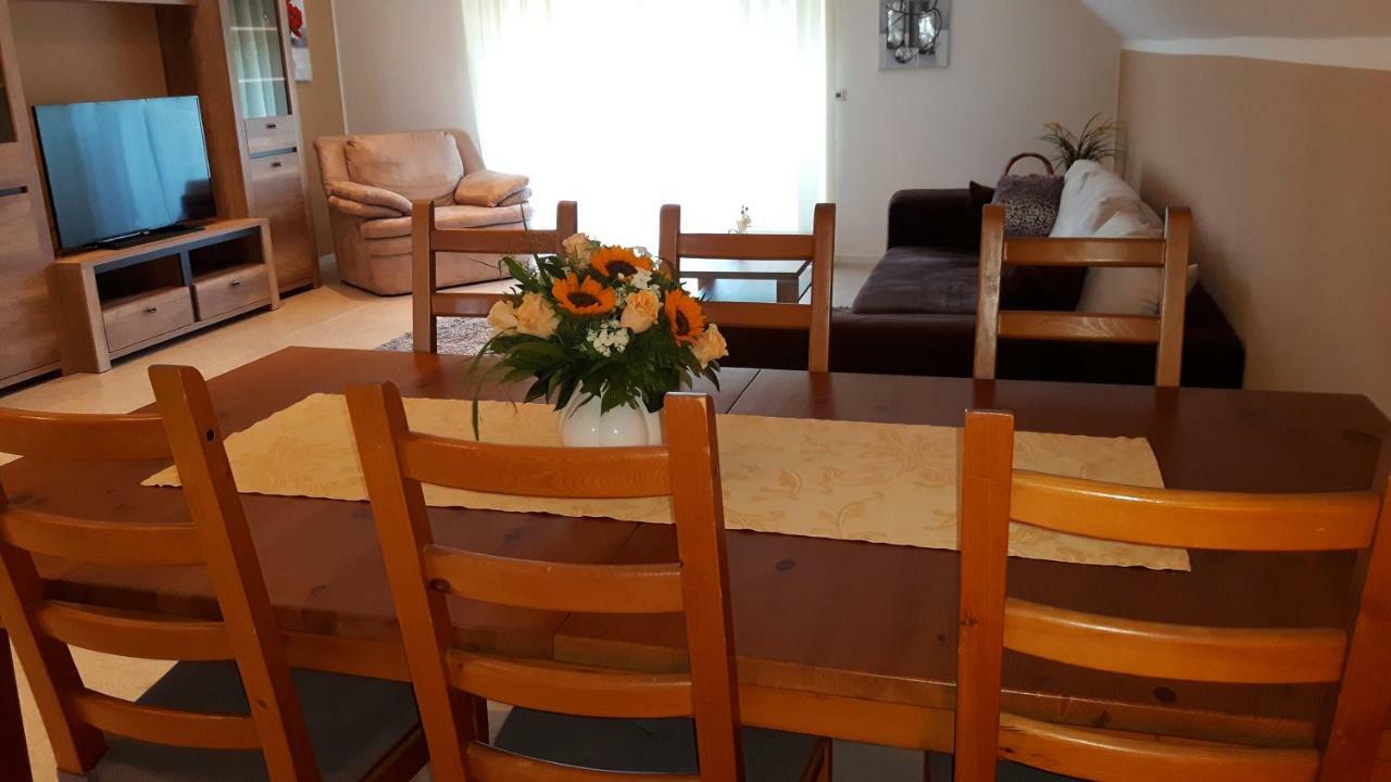 Ferienwohnung Deussen Blessem Buitenkant foto